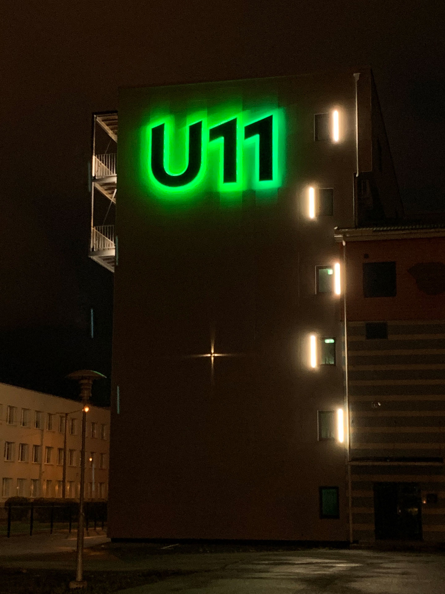 Alt